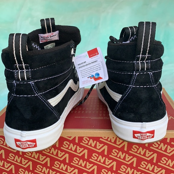 VANS SK8-Hi MTE 2.0 Dx Black/True White Men’s - Picture 10 of 16
